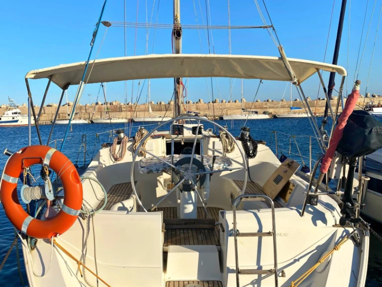 Noleggio barche Jeanneau Sun Odyssey 37.1 a Santa Maria di Leuca su Samboat