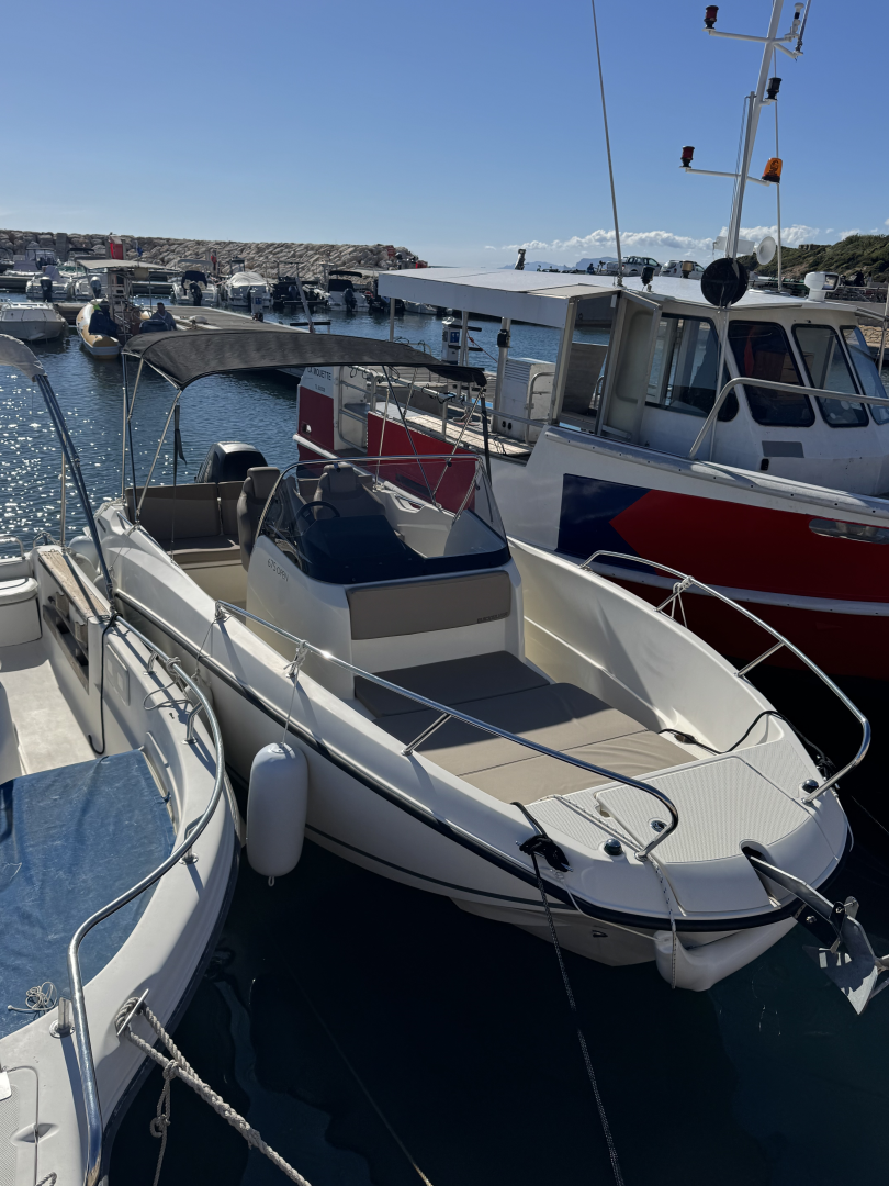 Noleggio barche Six-Fours-les-Plages economico Quicksilver 675 Open Activ