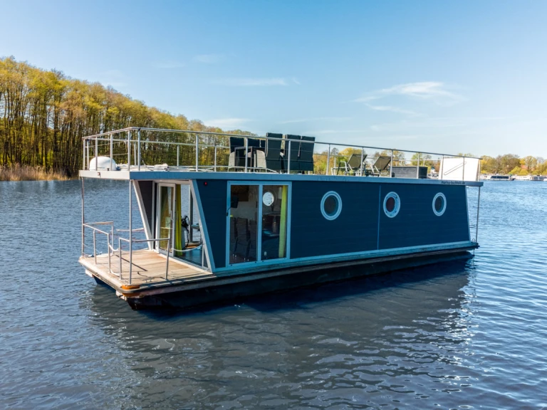 Houseboat a noleggio a Buchholz al miglior prezzo
