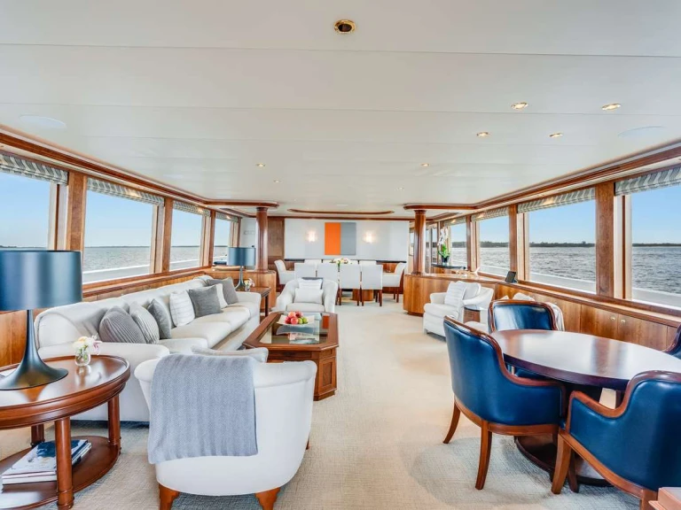 Yacht di lusso a noleggio a Bahamas al miglior prezzo