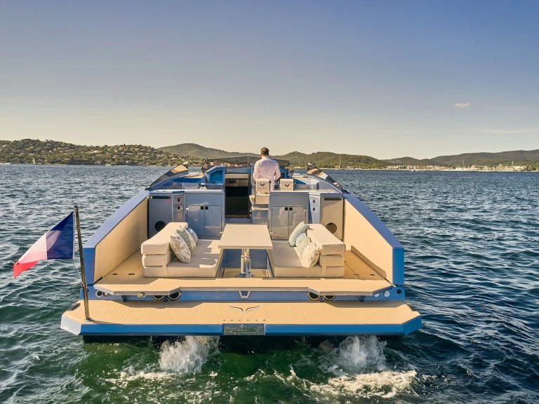 Noleggio Barca a motore a Cannes – Alium 42 S