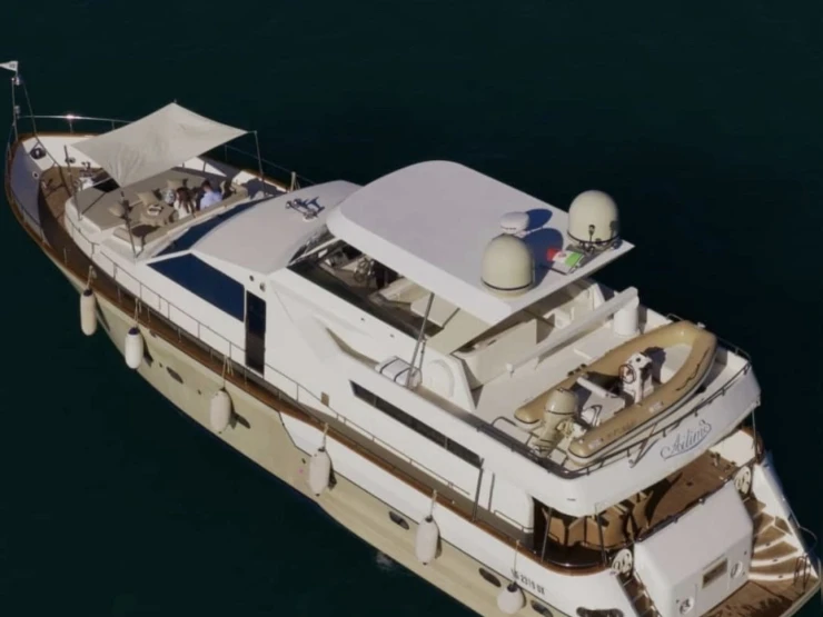 Noleggio Yacht di lusso a Salerno – Falcon Falcon 80 Fly