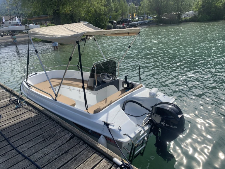 Noleggio Barca a motore Valory con patente nautica