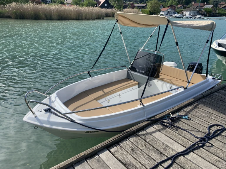 Valory V440 da affittare a  Annecy