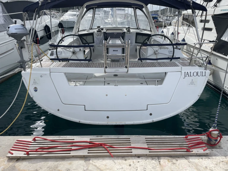Noleggio Barca a vela Bénéteau con patente nautica