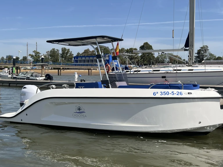 Noleggio Barca a motore a Real Club Marítimo de Huelva – Bey Yacht Bey 18