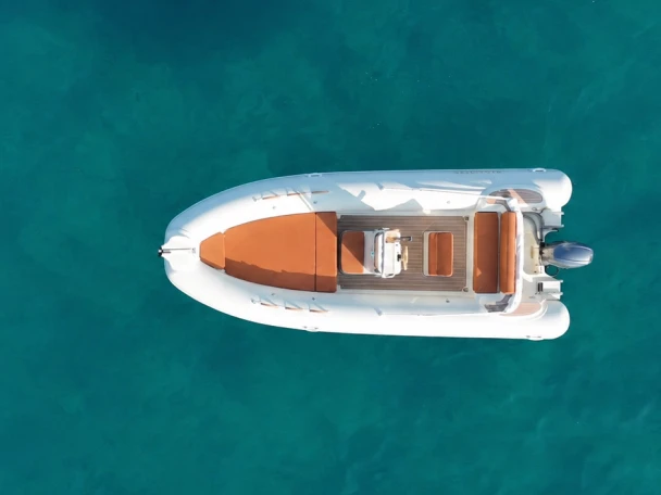 Ribmarine 585 da affittare a  Porto Rotondo