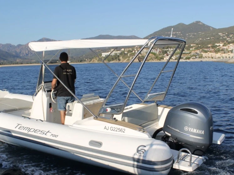 Noleggio Gommone a Francia – Capelli Tempest 700 Sun