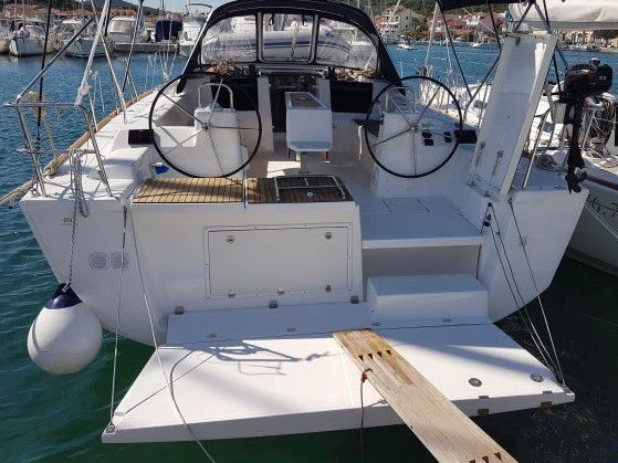Noleggio Barca a vela Dufour con patente nautica