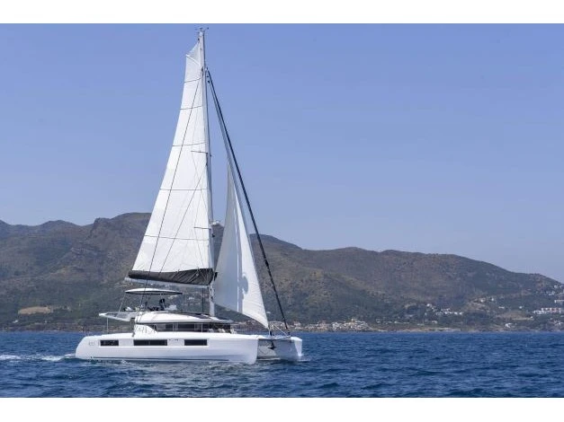 Noleggio Catamarano con o senza skipper Lagoon a Álimos