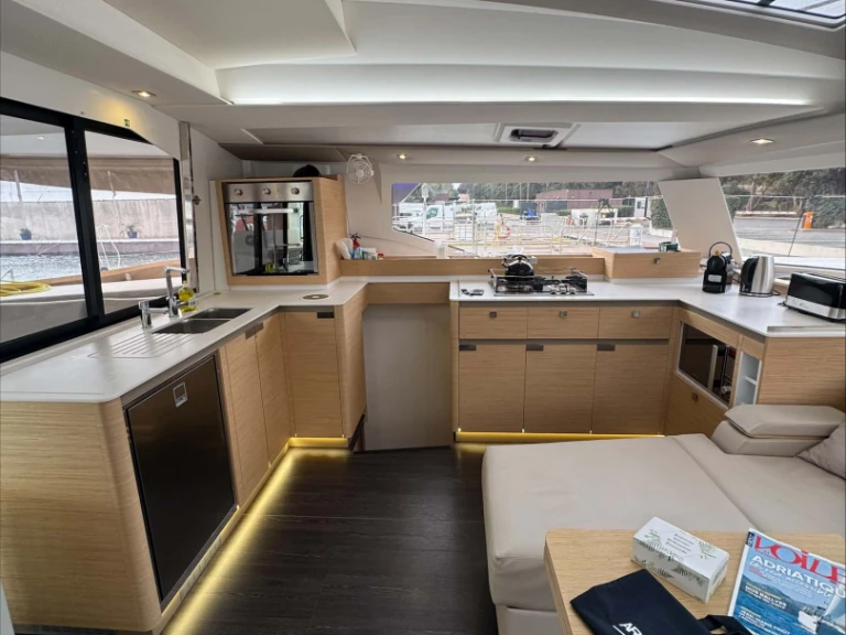 Noleggio Catamarano a Cogolin – Fountaine Pajot Elba 45 S
