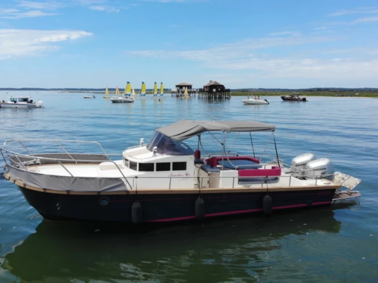 Noleggio Barca a motore a Arcachon – Beacher Beacher V10 Croisière