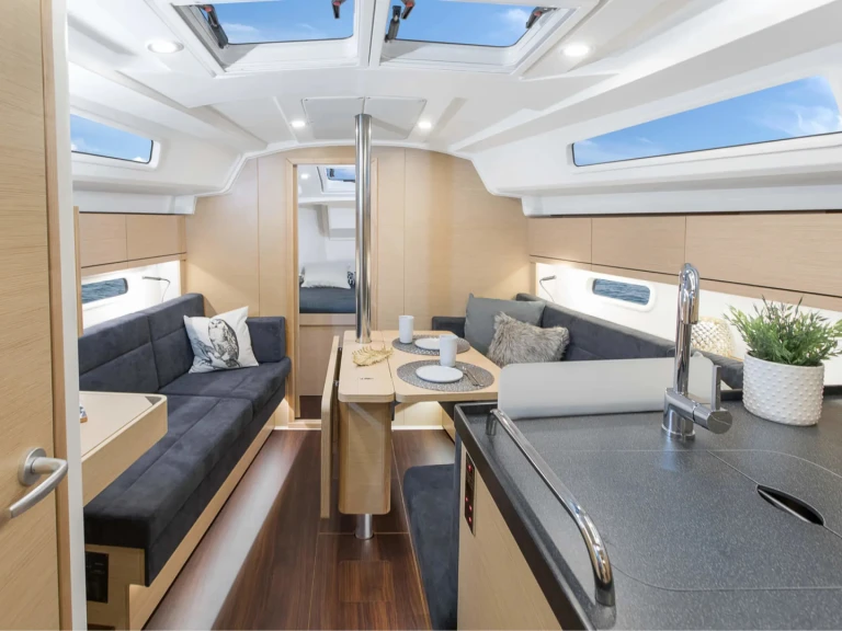 Noleggio barche Cogolin economico Hanse 348