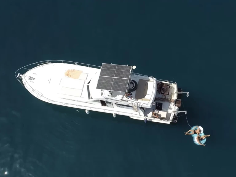 Noleggio Barca a motore Guy Couach con patente nautica