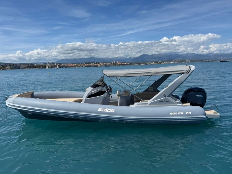 Noleggio Gommone Salpa con patente nautica