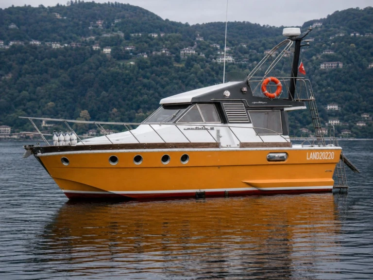 Noleggio a Angera – Posillipo Martinica 42  su SamBoat