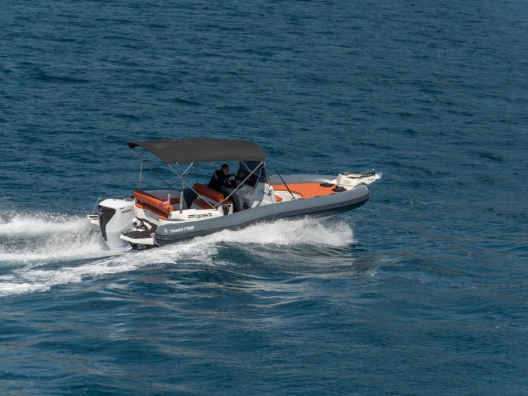 Noleggio Gommone Marlin Boat con patente nautica
