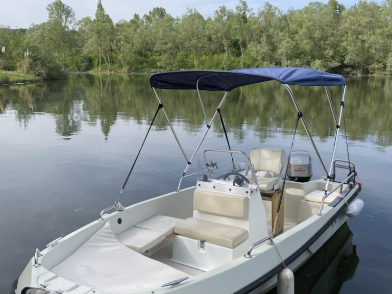 Elan Elan 450 GT da affittare a  Villennes-sur-Seine