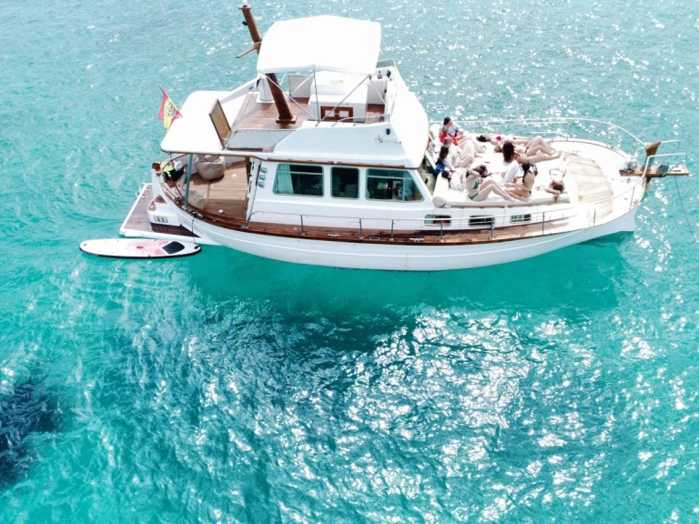 Noleggio barche Myabca 42 Fly a Palma de Maiorca su Samboat