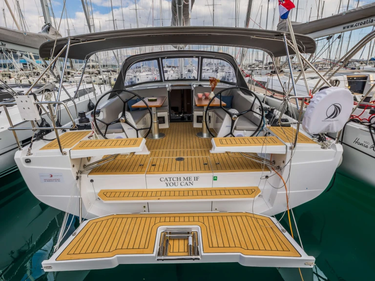 Noleggio Barca a vela a Sebenico – Hanse Hanse 410