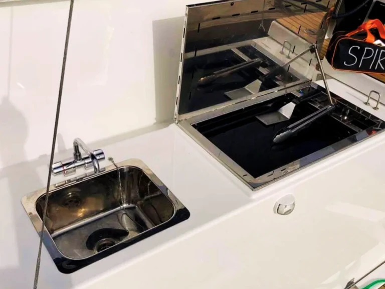 Noleggio Barca a vela a Cagliari – Dufour Dufour 470