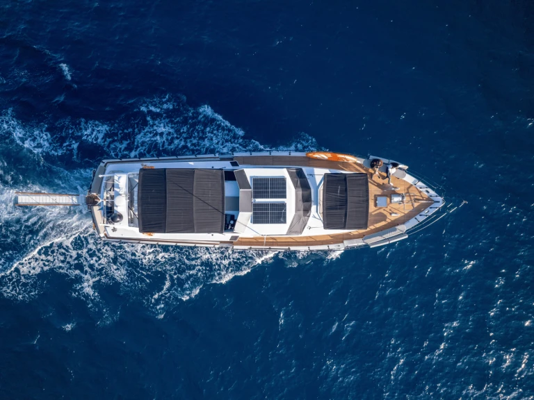 Noleggio Yacht di lusso con o senza skipper Cantieri Di Pisa a Mikrolimano