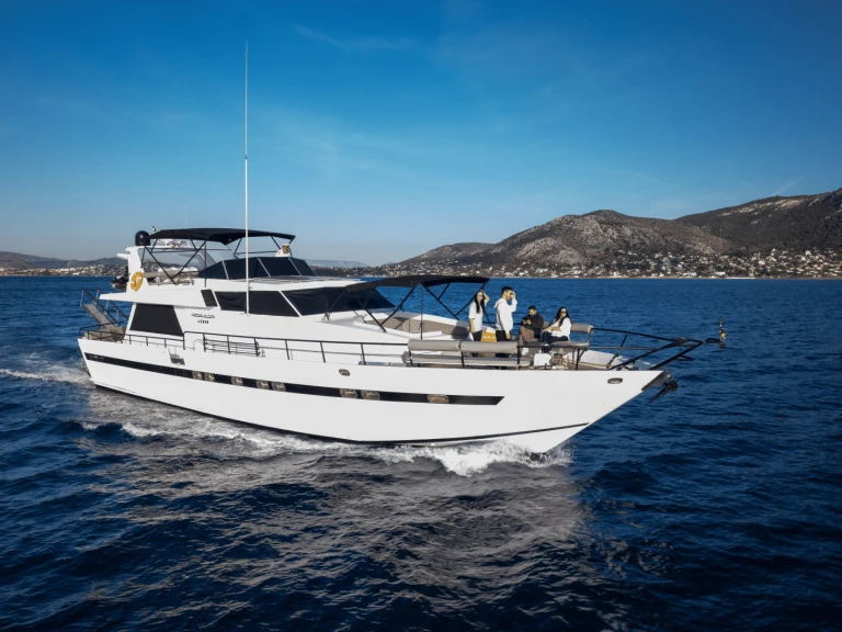 Noleggio barche Cantieri Di Pisa AKhir a Mikrolimano su Samboat