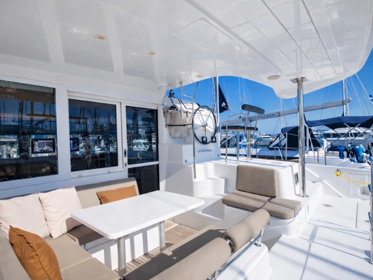 Noleggio Catamarano con o senza skipper Lagoon a Antibes