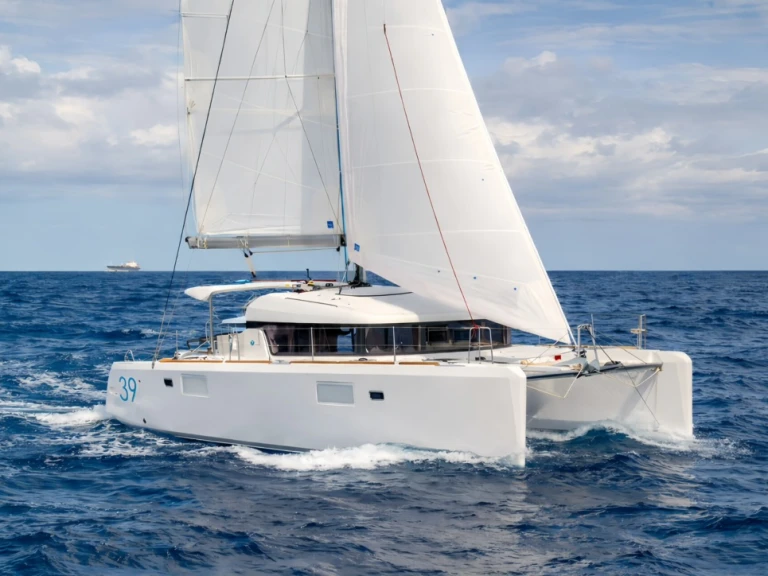 Noleggio Catamarano con o senza skipper Lagoon a Antibes