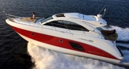 Noleggio Yacht di lusso Bénéteau con patente nautica