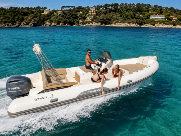 Gommone a noleggio a Le Lavandou al miglior prezzo