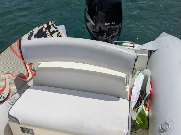 Noleggio Gommone Bombard con patente nautica