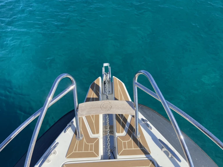 Noleggio barche Capelli Tempest 900 WA a Le Lavandou su Samboat