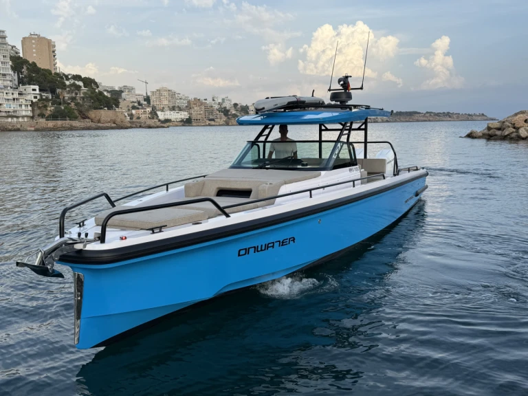 Noleggio barche Can Picafort economico Axopar 37 Sun-Top