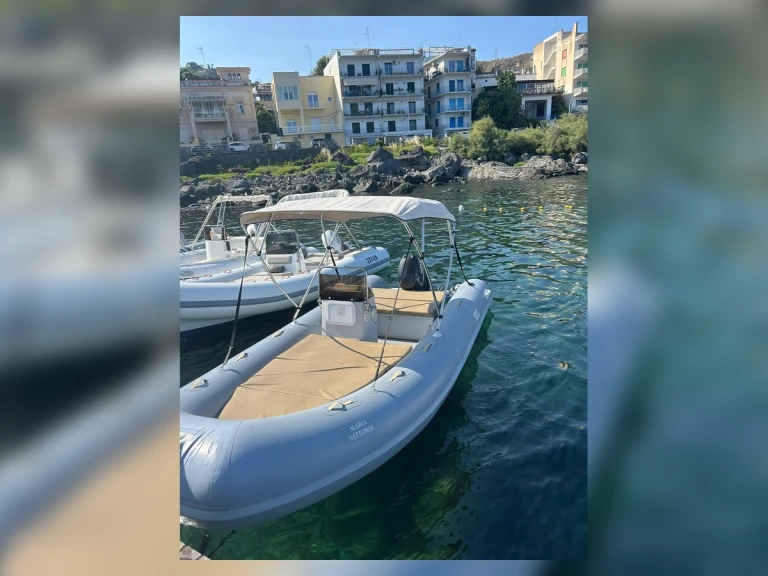 Master MASTER 580 da affittare a  Giardini-Naxos