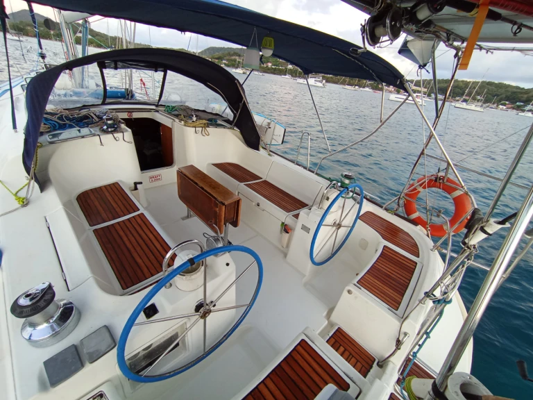 Noleggio Barca a vela Bénéteau con patente nautica