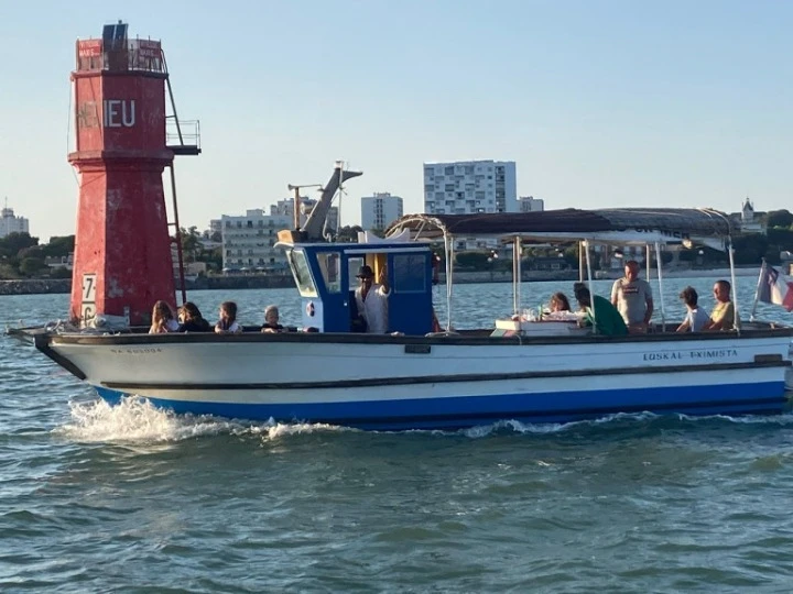Noleggio Barca a motore con o senza skipper Ultramar a La Rochelle