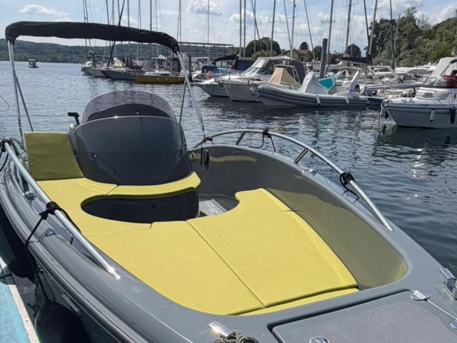 Noleggio barche Clear Aries Open L a Angera su Samboat