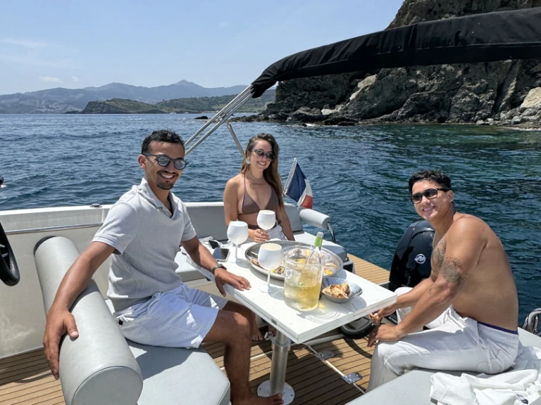 Barca a motore a noleggio a Argelès-sur-Mer al miglior prezzo