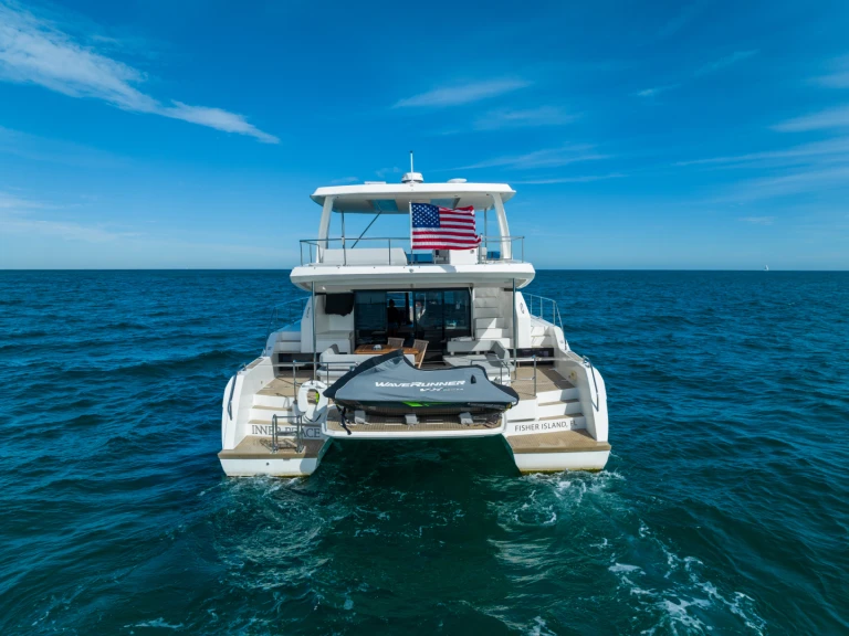 Noleggio Catamarano Leopard con patente nautica
