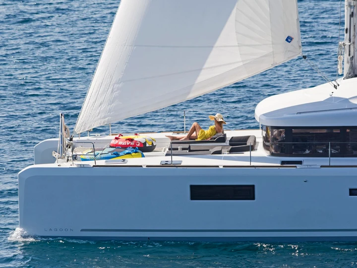 Noleggio barche Lagoon Lagoon 52 F a Atene su Samboat