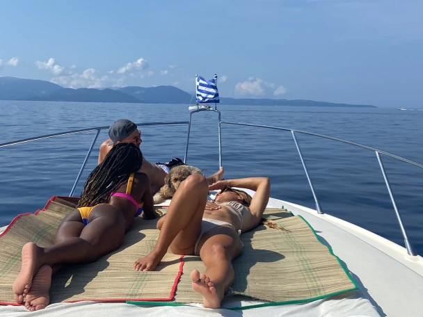 Noleggiare una Sunseeker Portofino 400 a Nydri