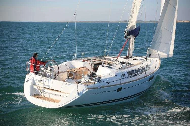 Barca a vela a noleggio a Puerto de Pollensa al miglior prezzo