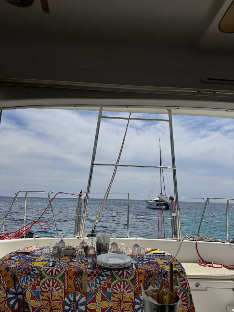 Noleggio Catamarano Lagoon con patente nautica