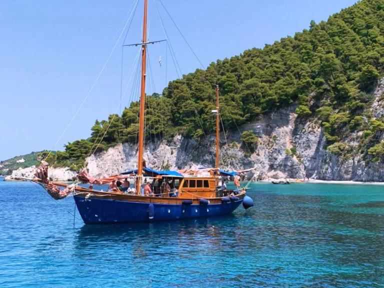 Noleggio barche Skiathos economico Liberty