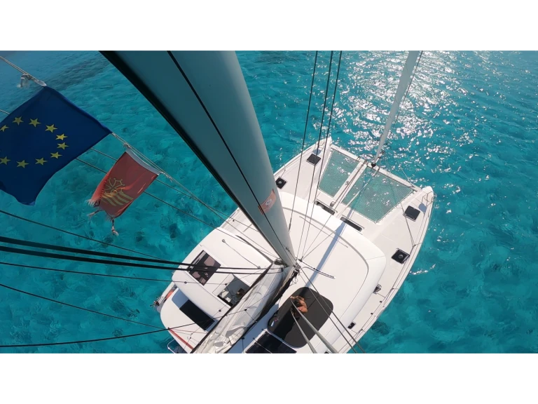 Catamarano a noleggio a Hyères al miglior prezzo