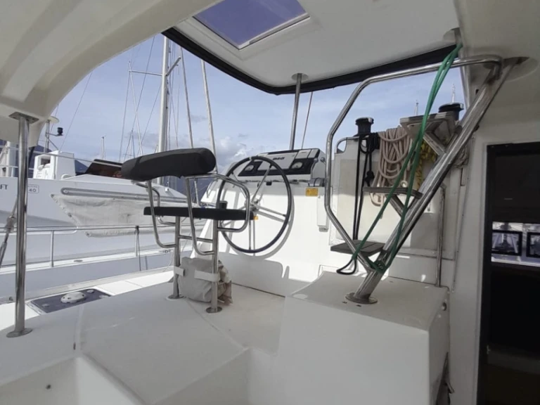 Noleggio a Hyères – Lagoon Lagoon 42 su SamBoat