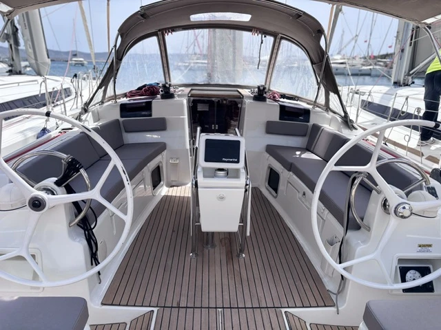 Noleggio a Lávrio – Jeanneau Sun Odyssey 449 su SamBoat