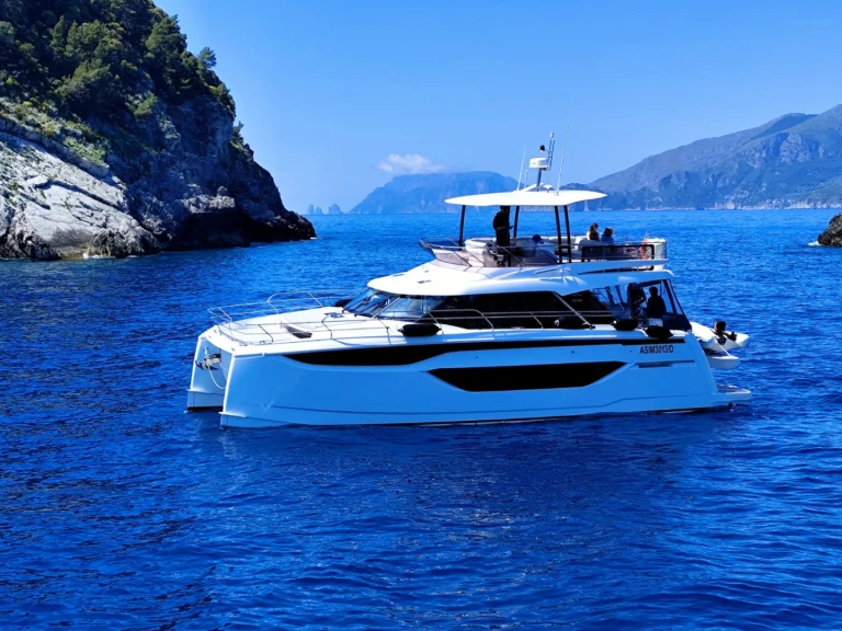 Prestige Prestige M48 da affittare a  Salerno