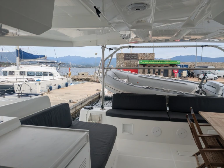 Noleggio barche Lagoon Lagoon 46 a Ajaccio su Samboat